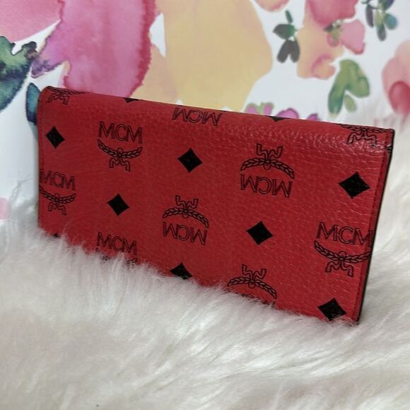 💯Authentic MCM Visetos Trifold Long Wallet🍀 - Picture 3 of 17